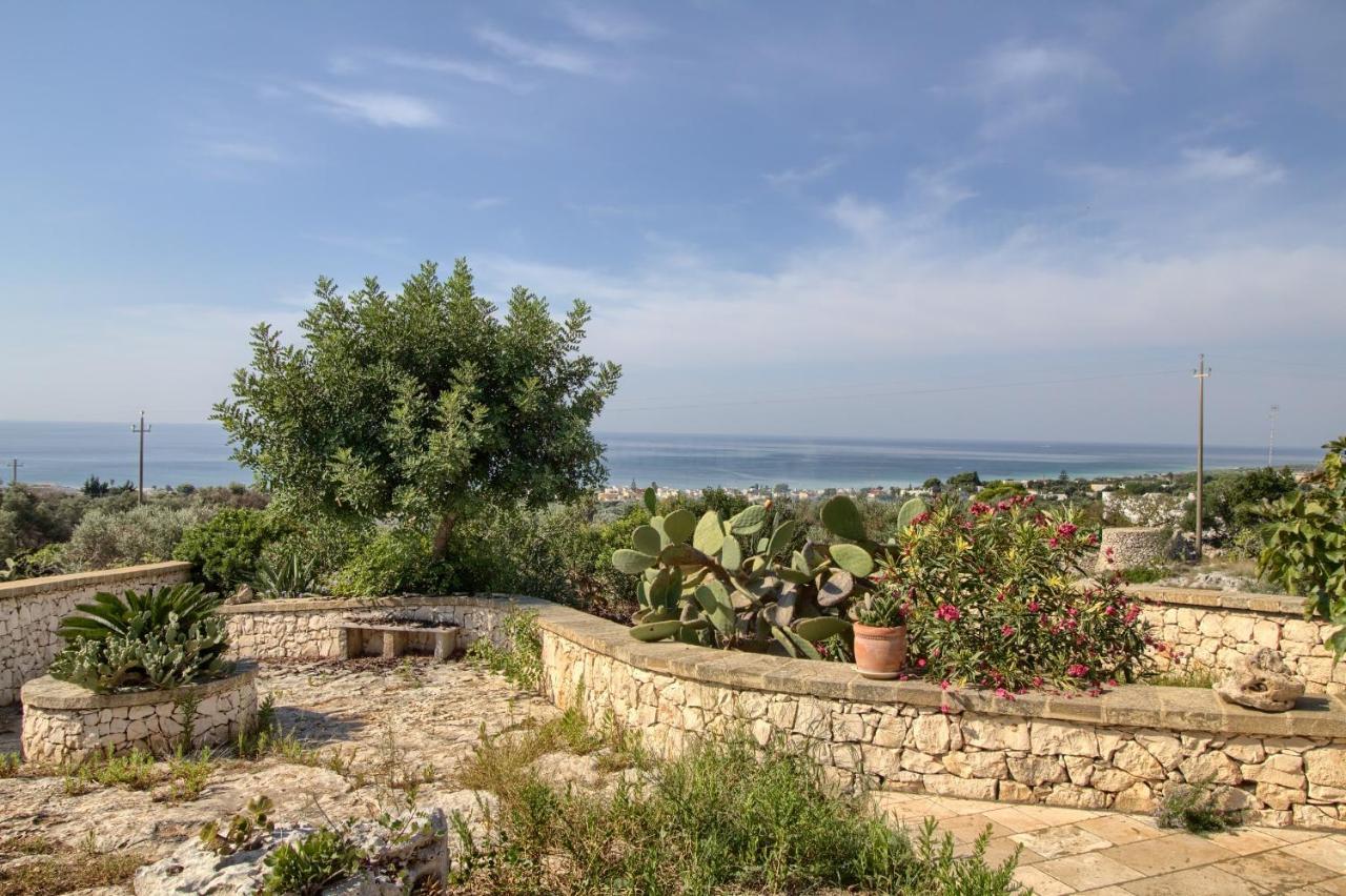 Li Cantori By Lovesud Marina Di Pescoluse Exterior photo